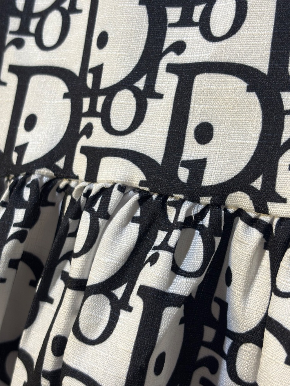 Rare! [Baby Dior] EUC Black White Short Sleeve Toddler Party Dress | 36 · 2T - Picture 9 of 13